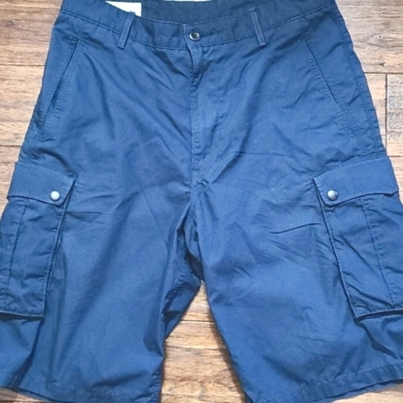 Levi's Men's Cargo Shorts, size 32 - Picture 2 of 7